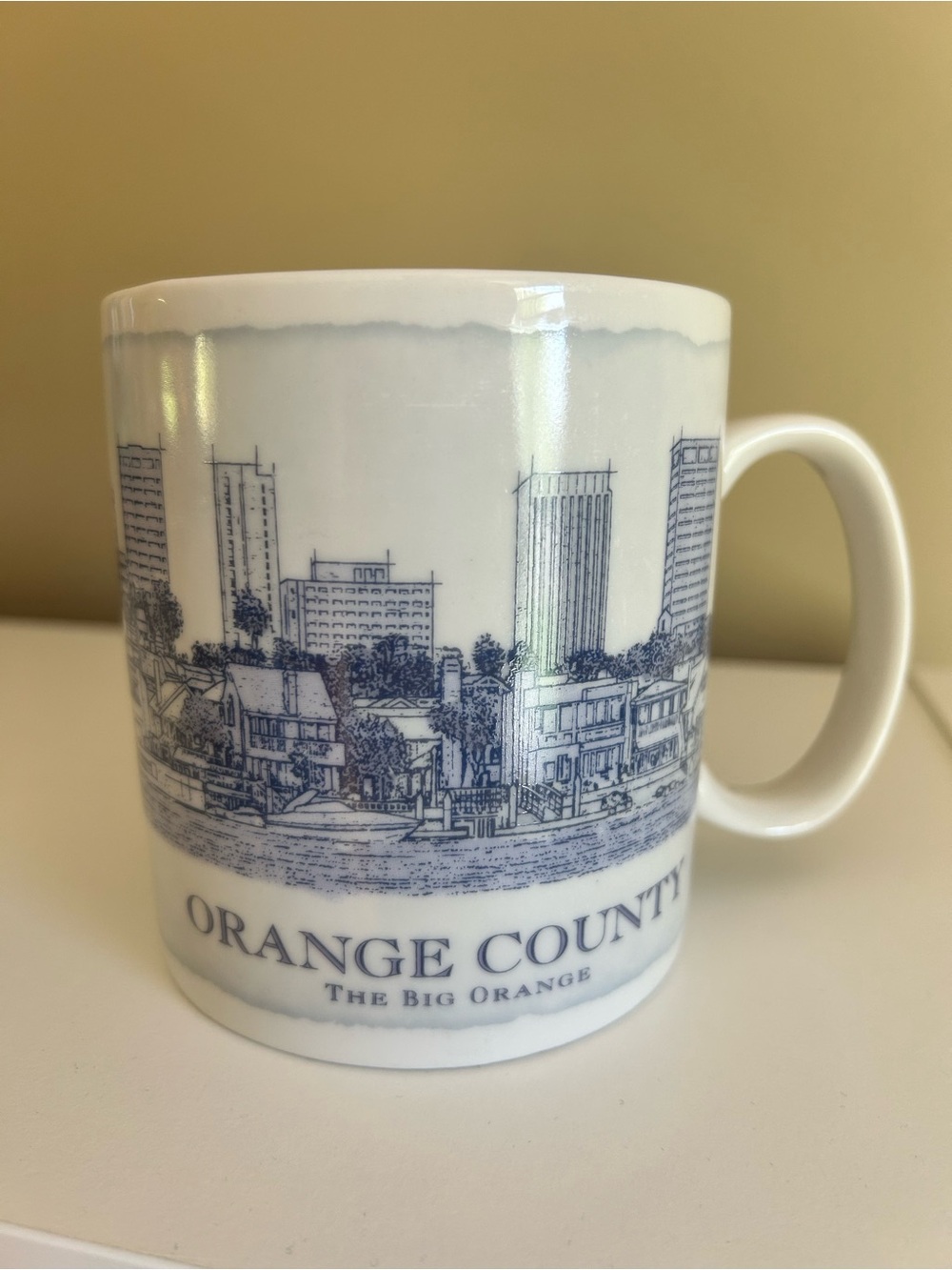 Starbucks Orange County “The Big Orange” Architecture Series 18oz Mug 2006